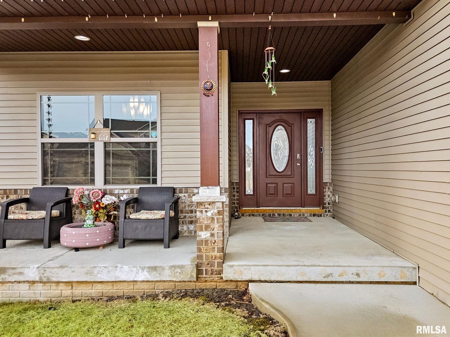 2714 W Stonehenge Ct Peoria, IL 61615 - Thumbnail 4