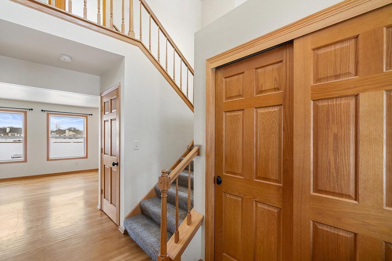 3212 E Lindy Ln Oak Creek, WI 53154 - Thumbnail 4