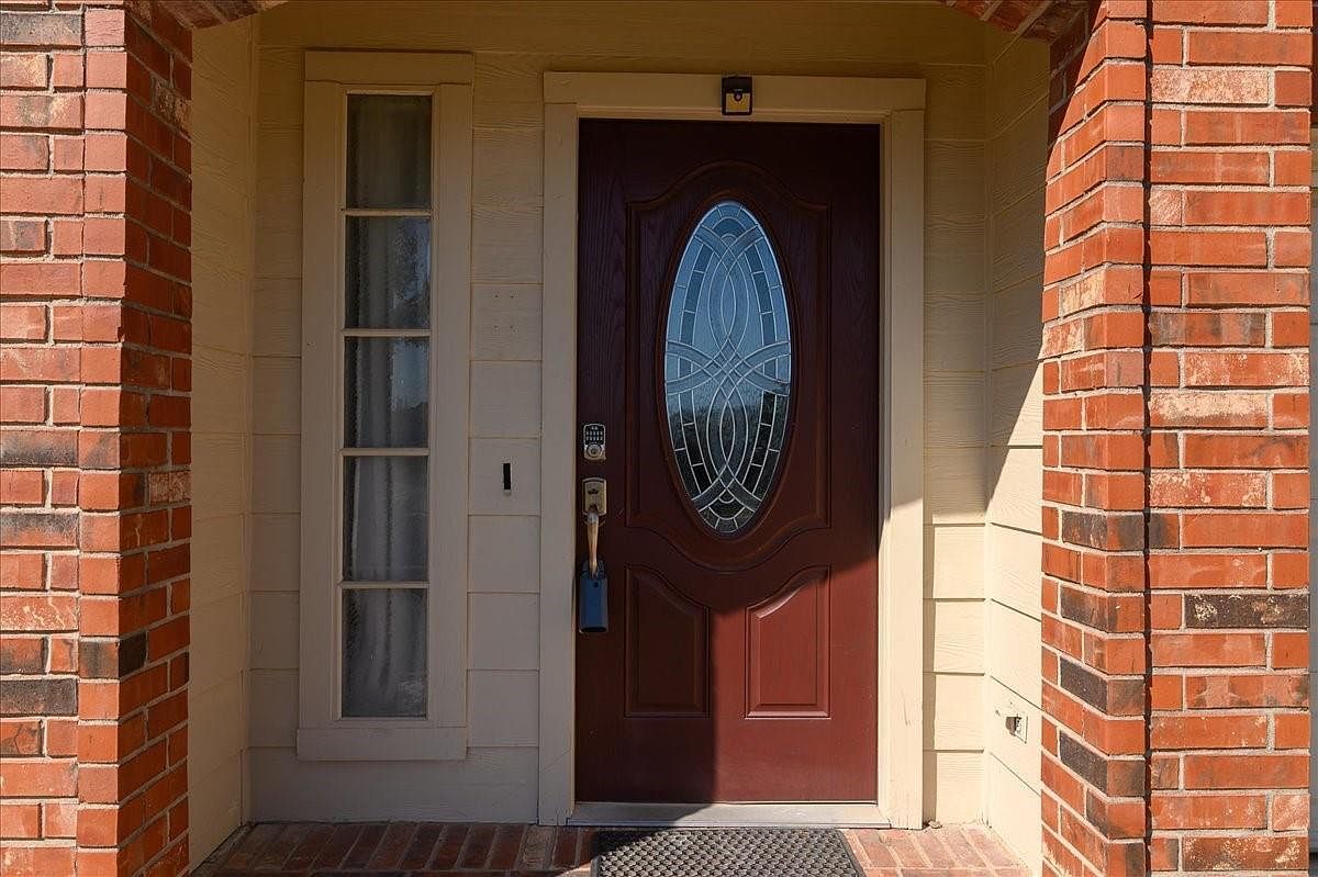 16218 Bunker Ridge Rd Houston, TX 77053 - Thumbnail 4