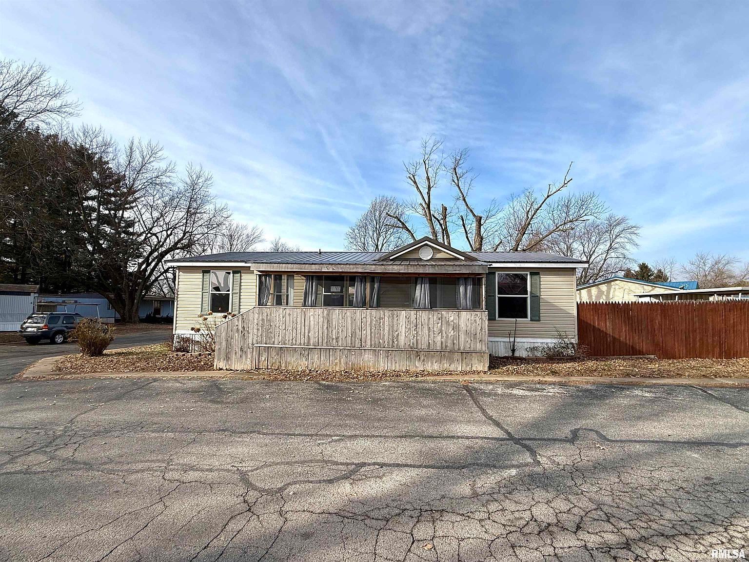 1537 Zellerman Ave Quincy, IL 62305 - Thumbnail 4