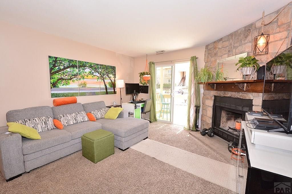 846 Tenderfoot Hill Rd APT 104 Colorado Springs, CO 80906 - Thumbnail 4