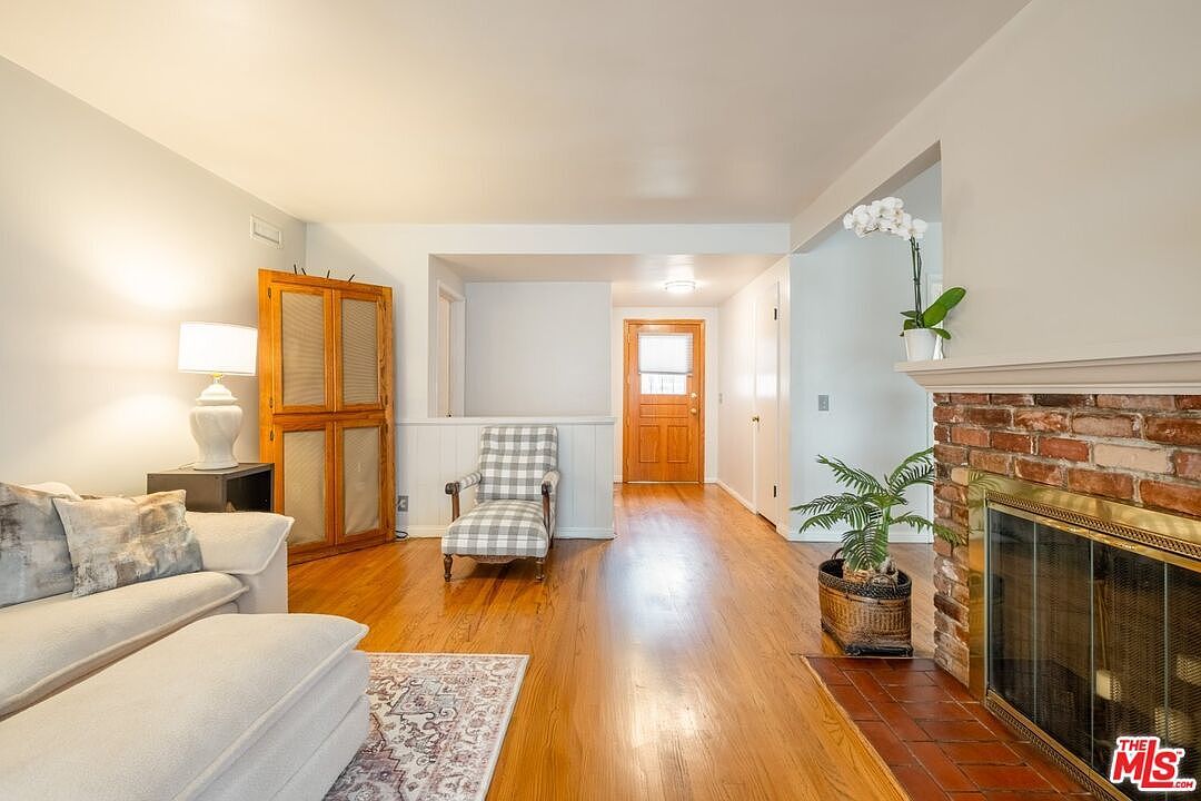 10725 S 8th Ave Inglewood, CA 90303 - Thumbnail 4