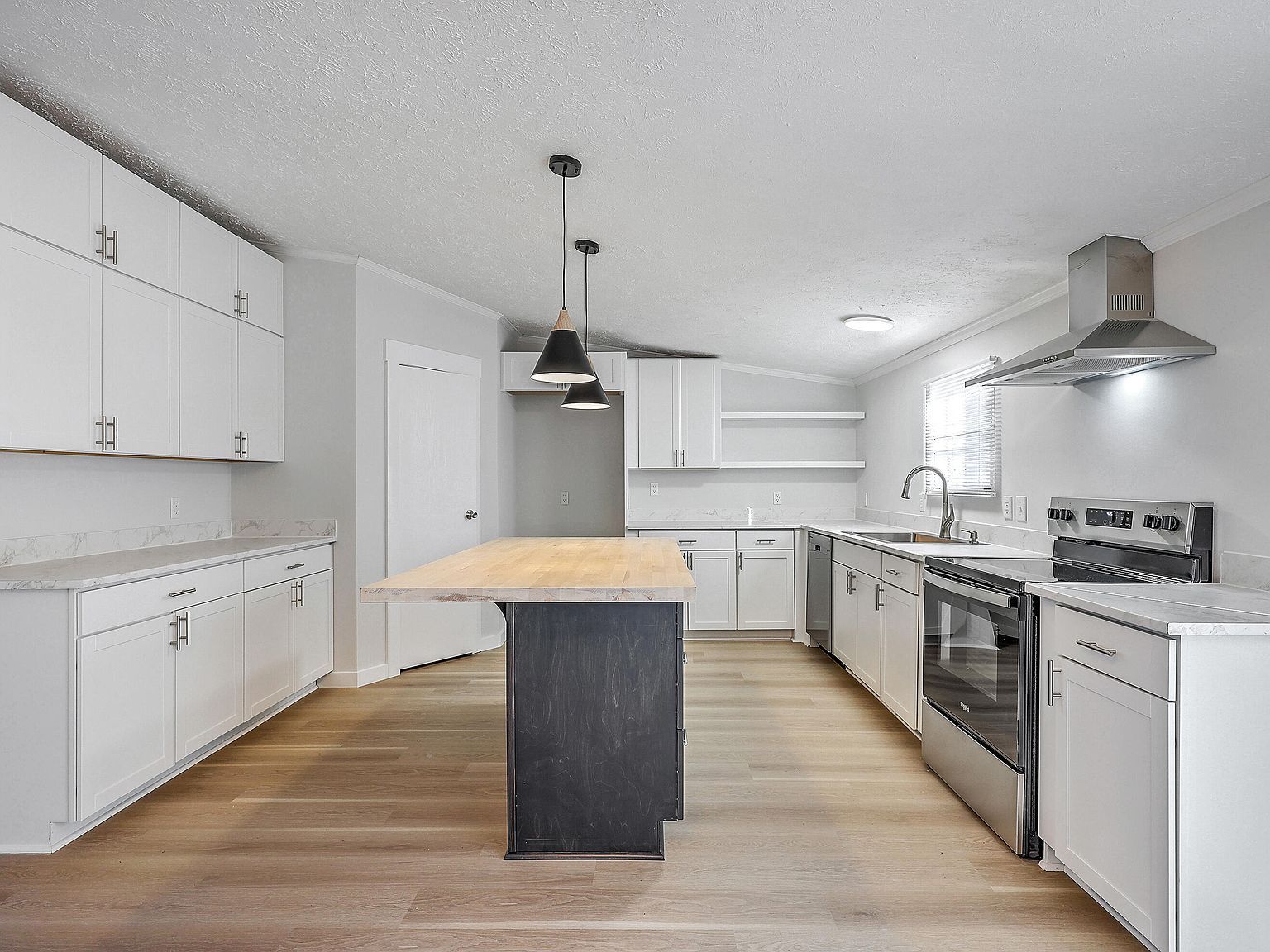 860 Toney Bay Rd Holly Hill, SC 29059 - Thumbnail 4