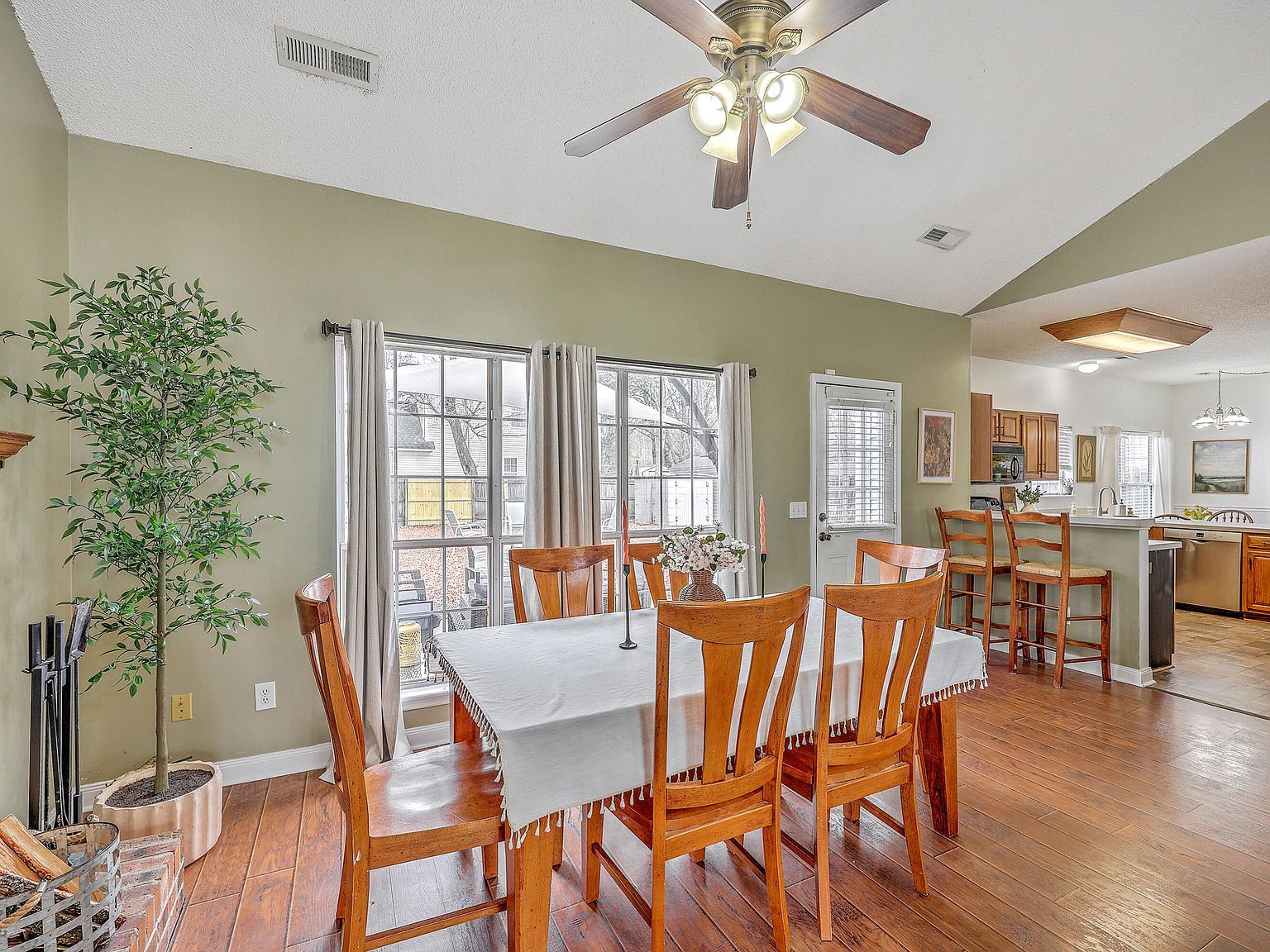 101 Hartley Hall Ct Summerville, SC 29485 - Thumbnail 4