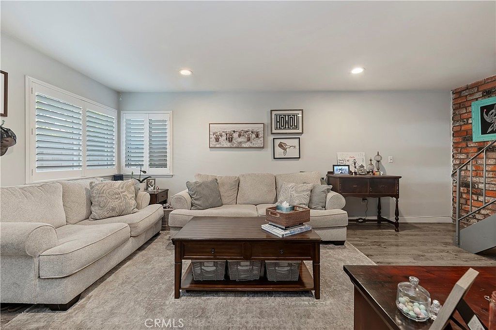 16406 Vista Roma Cir #115 Huntington Beach, CA 92649 - Thumbnail 4