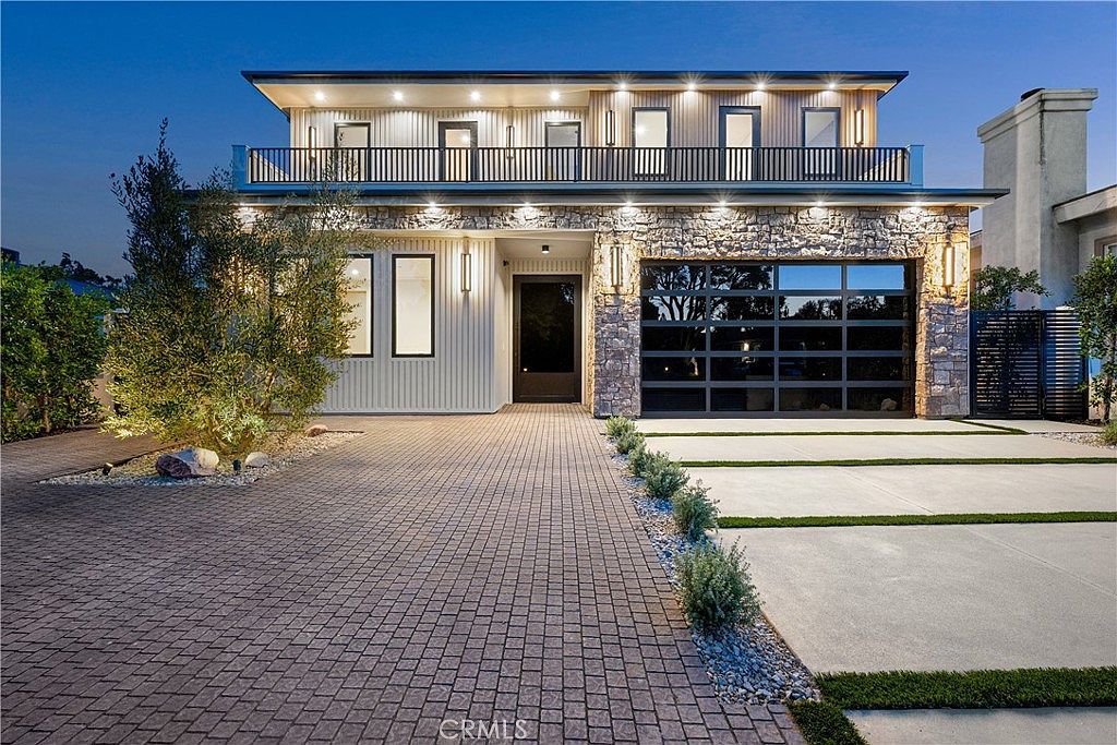 16728 Morrison St Encino, CA 91436 - Thumbnail 4