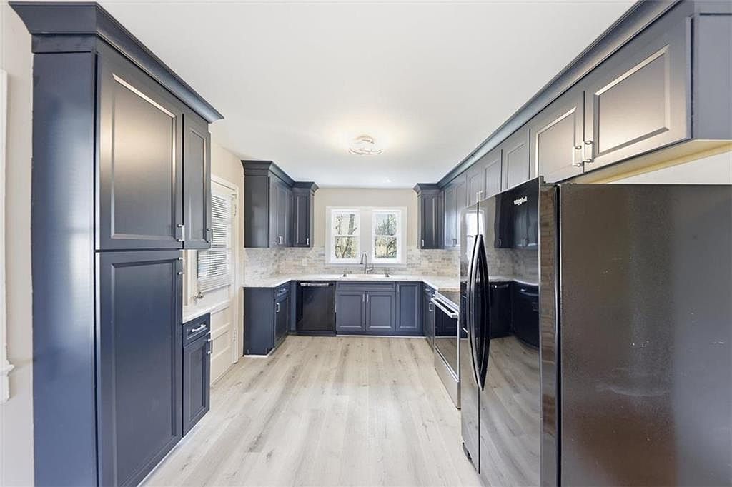 1064 Holbrook Campground Rd Cumming, GA 30040 - Thumbnail 4