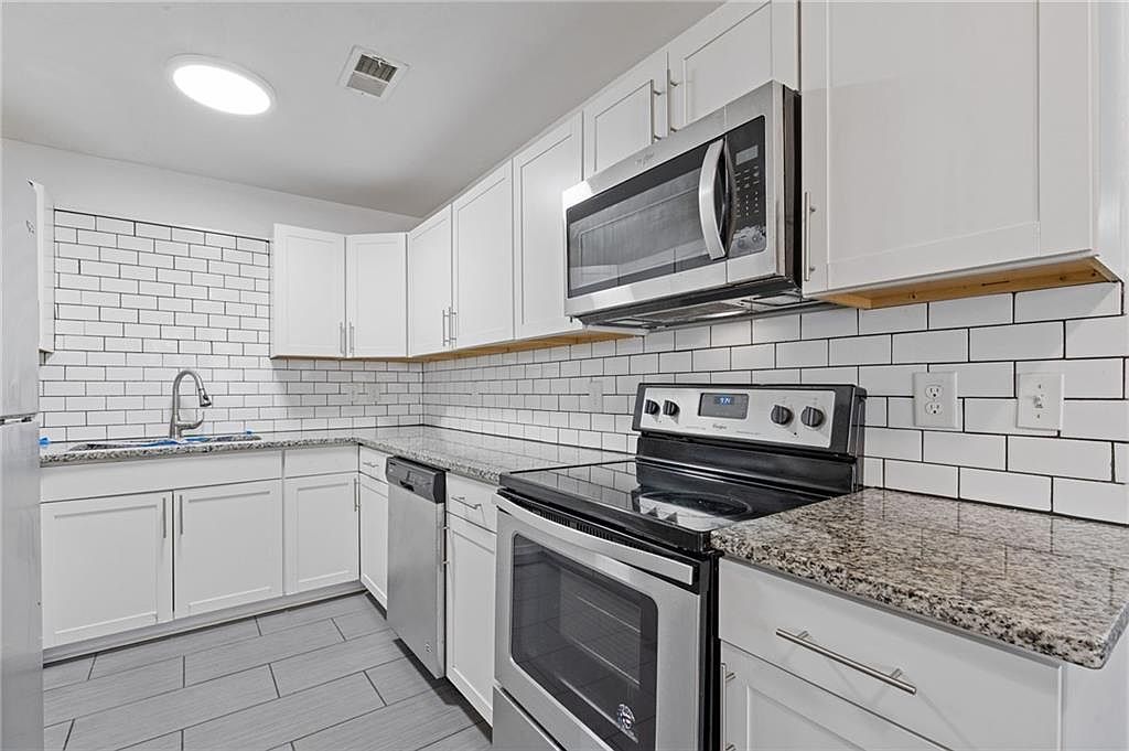 433 W Lake Ave NW Atlanta, GA 30318 - Thumbnail 4