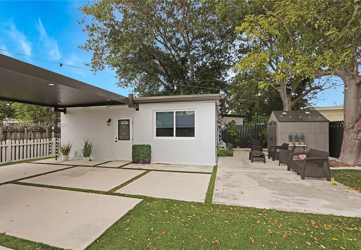 6521 SW 31st St Miami, FL 33155 - Thumbnail 4