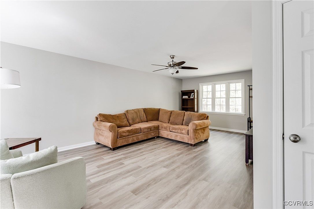 6320 Walnut Tree Dr Powhatan, VA 23139 - Thumbnail 4