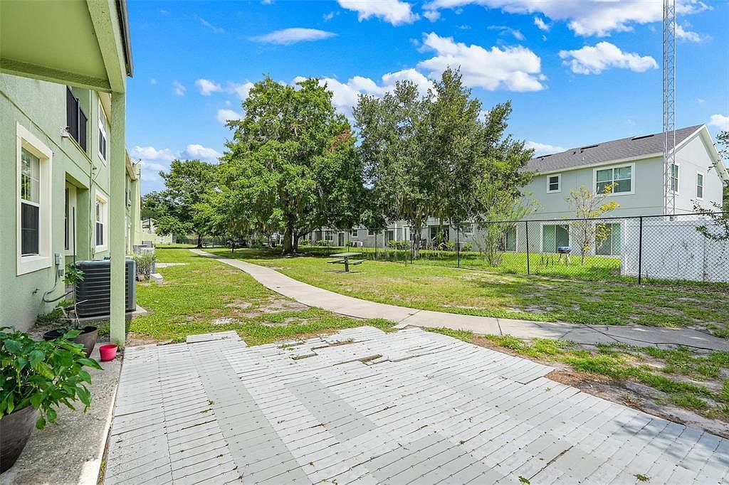 4384 Paradise Cove Ct Kissimmee, FL 34746 - Thumbnail 4