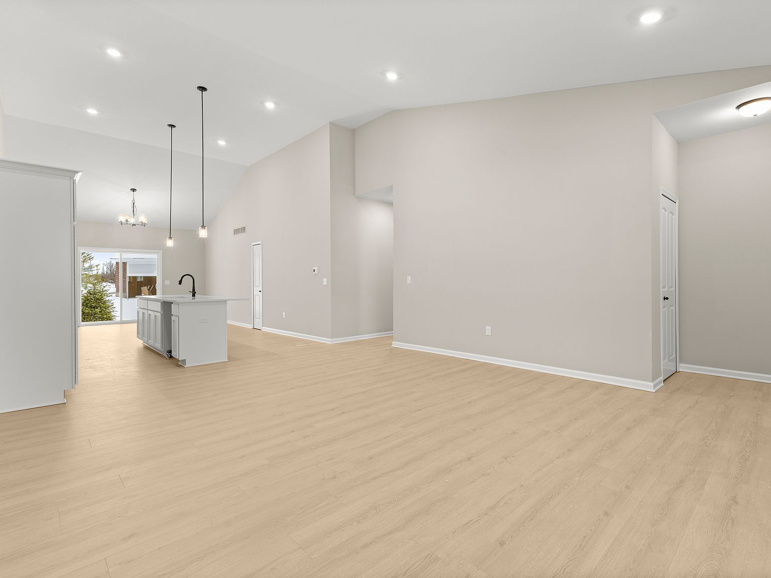 1433 Lincoln St Lapeer, MI 48446 - Thumbnail 4