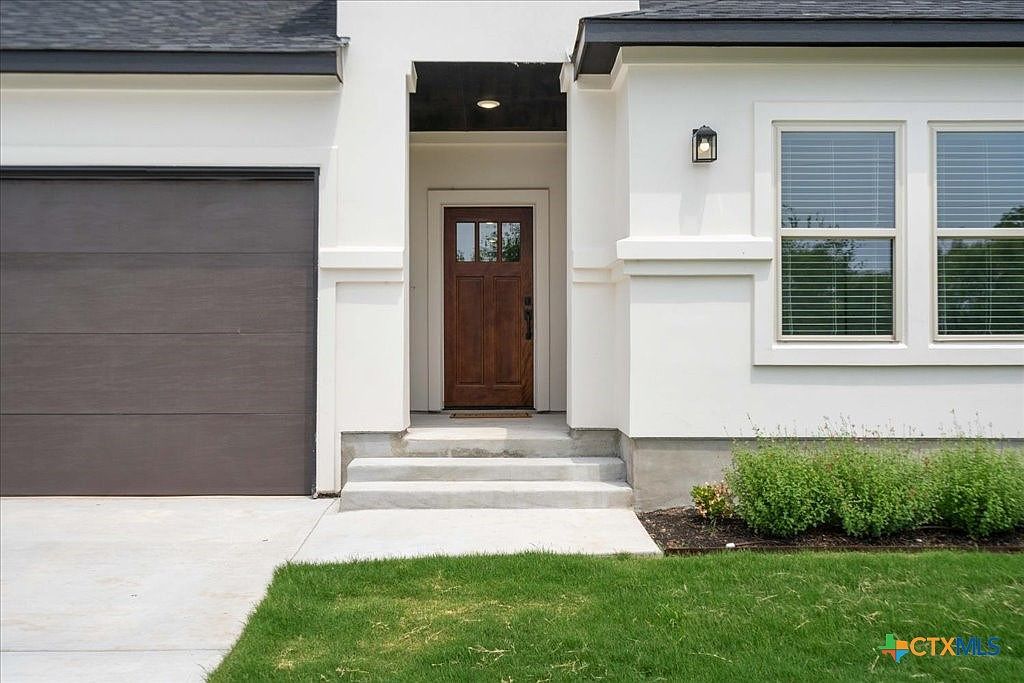 223 Timberline Dr Burnet, TX 78611 - Thumbnail 4