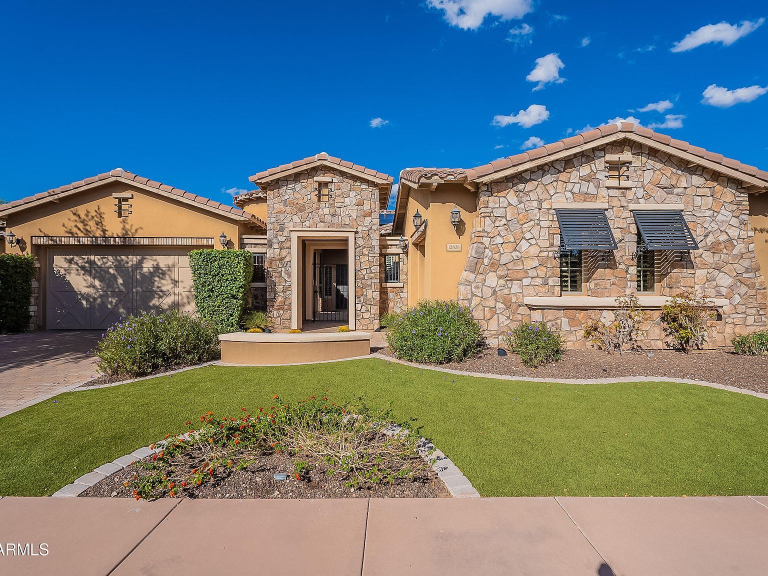 12828 W Oyer Ln Peoria, AZ 85383 - Thumbnail 4