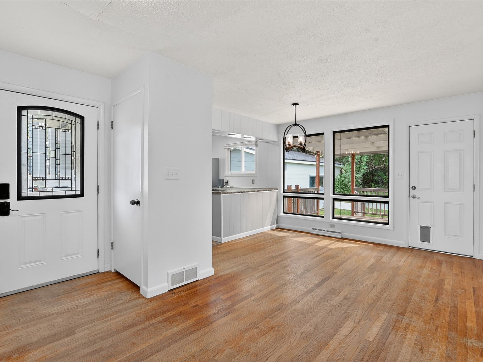 836 7th St Havre, MT 59501 - Thumbnail 4
