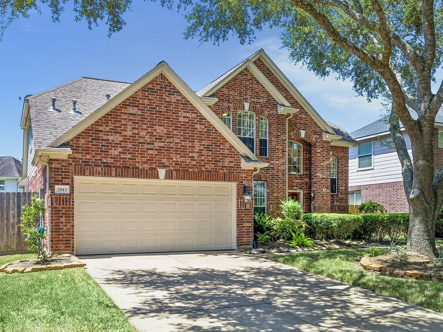2843 Five Oaks Dr Missouri City, TX 77459 - Thumbnail 4