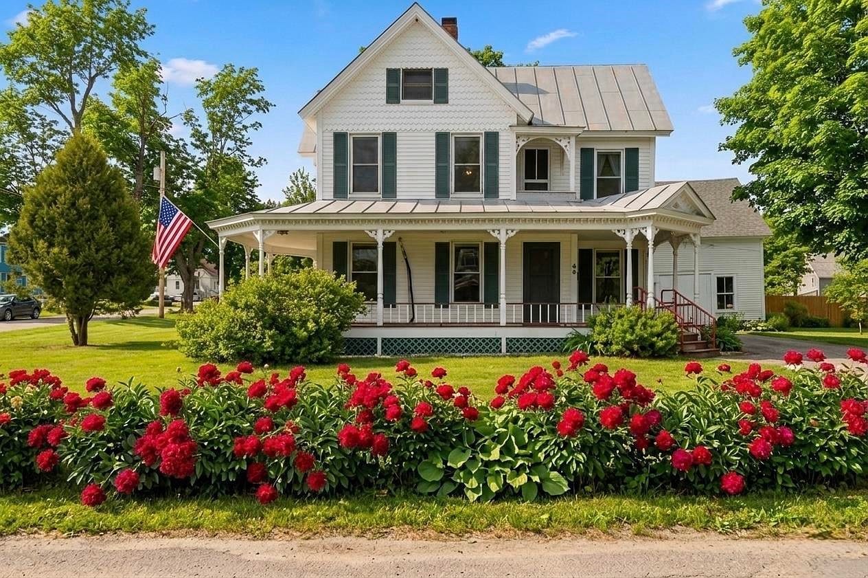 46 Church St Richford, VT 05476 - Thumbnail 4