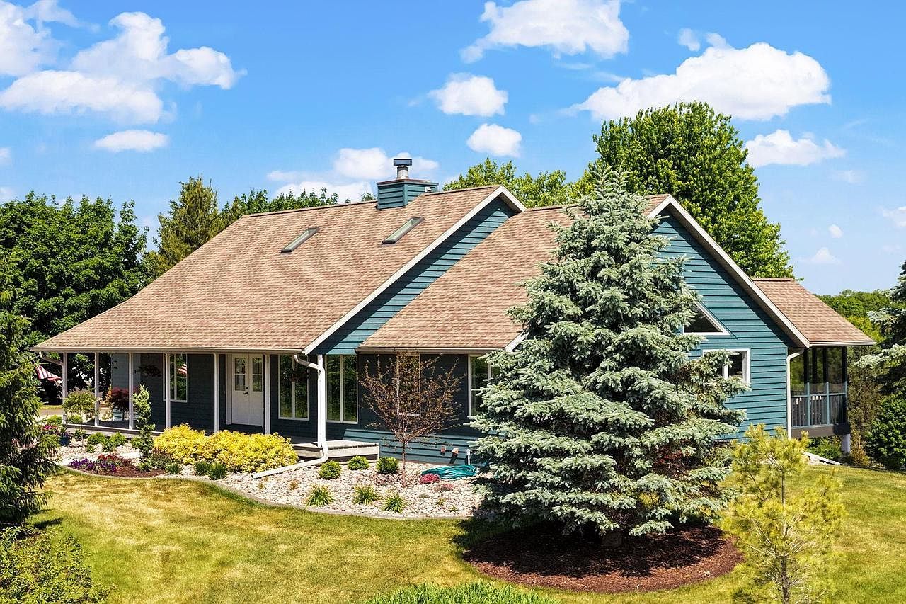 W5490 Timber Ln New Glarus, WI 53574 - Thumbnail 4