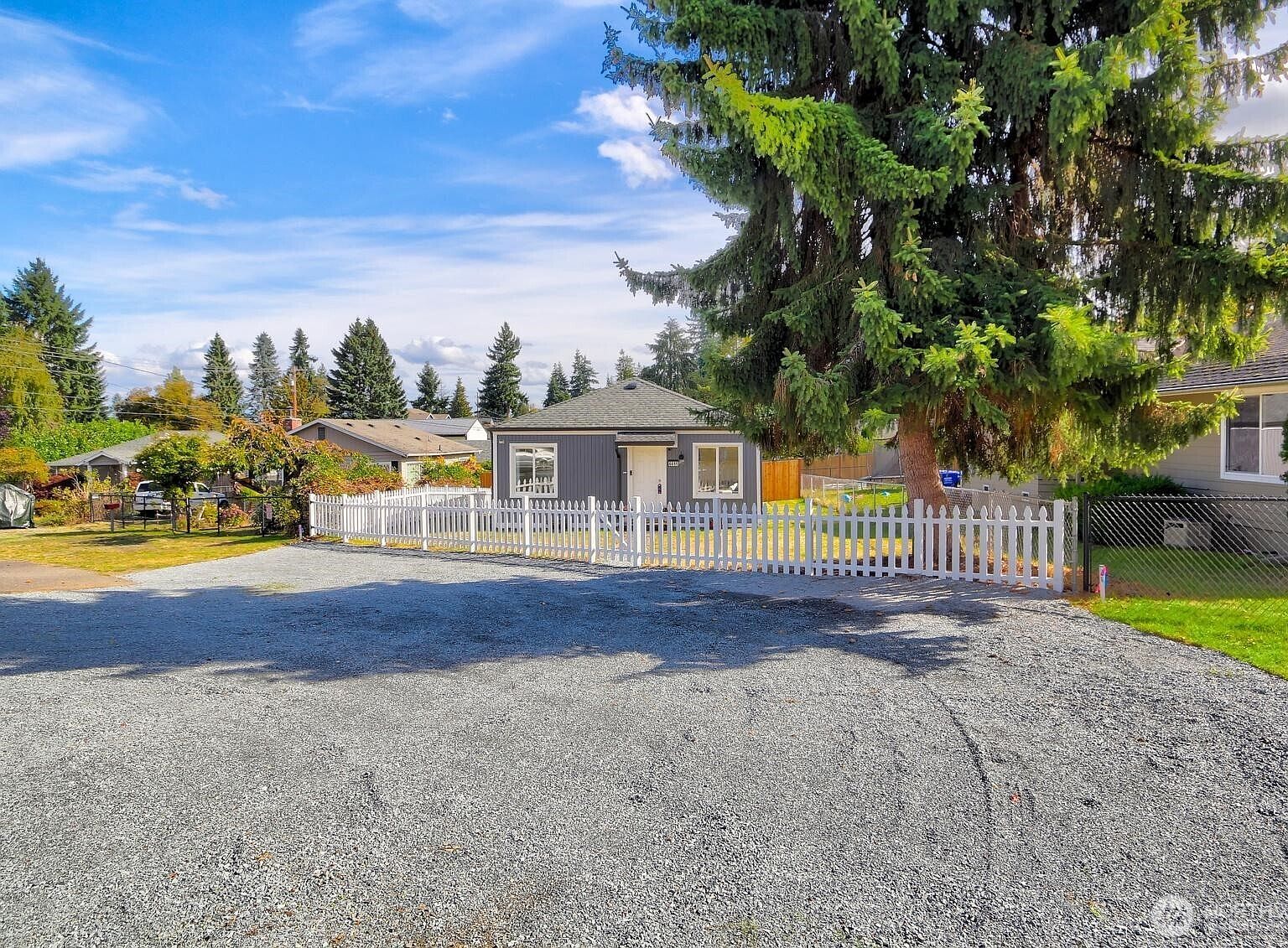 6611 Commercial Ave #3 Everett, WA 98203 - Thumbnail 4