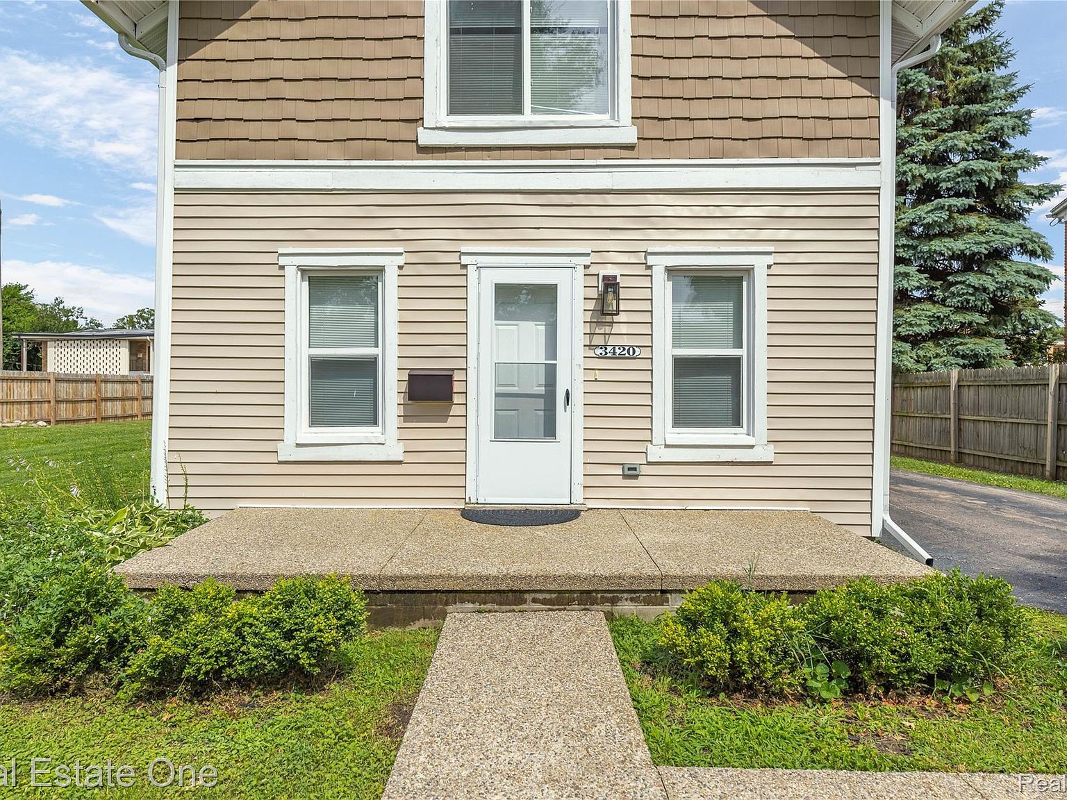 3420 Fairmont Rd Royal Oak, MI 48073 - Thumbnail 4