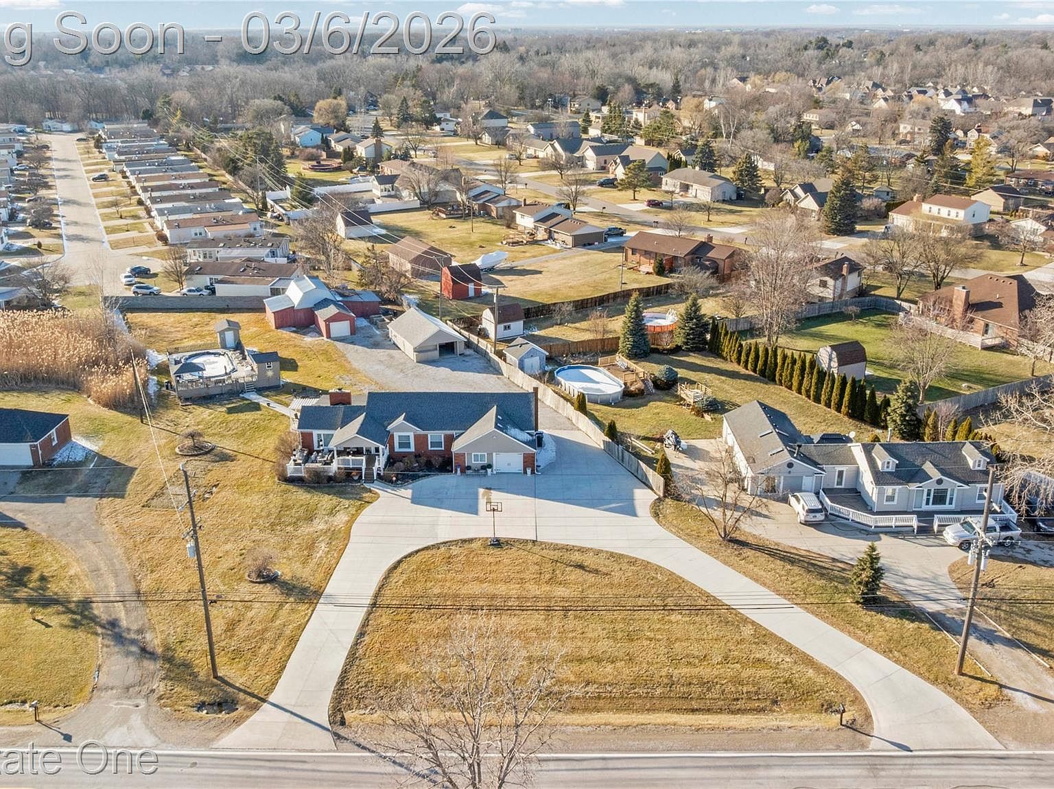 38233 Little Mack Ave Clinton Township, MI 48036 - Thumbnail 4