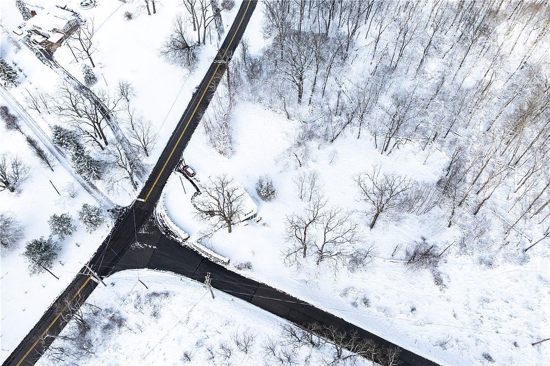 1198 Morgan Rd Bridgeville, PA 15017 - Thumbnail 4