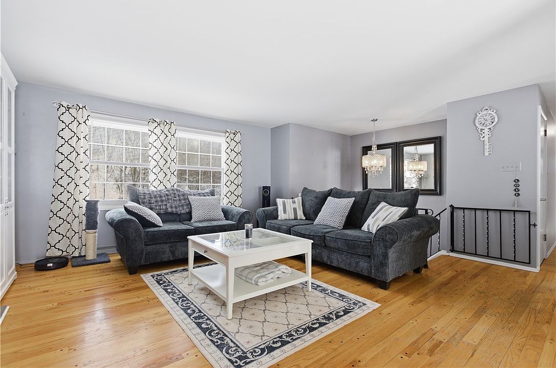 2221 Washington Rd Pittsburgh, PA 15241 - Thumbnail 4