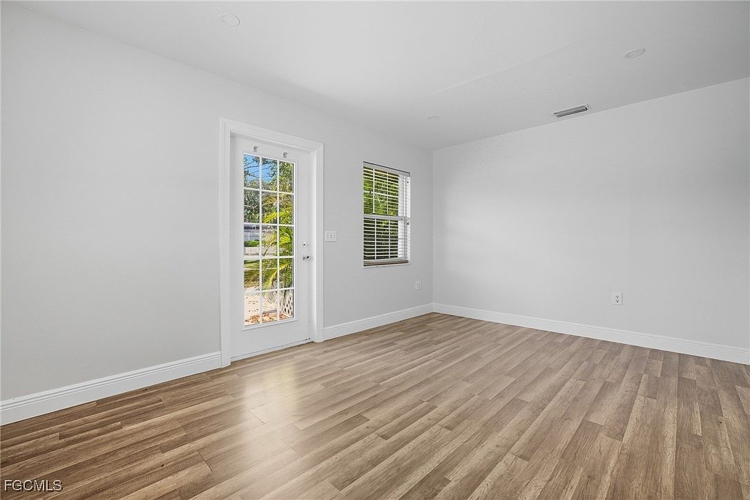 4747 McGregor Blvd Fort Myers, FL 33901 - Thumbnail 4