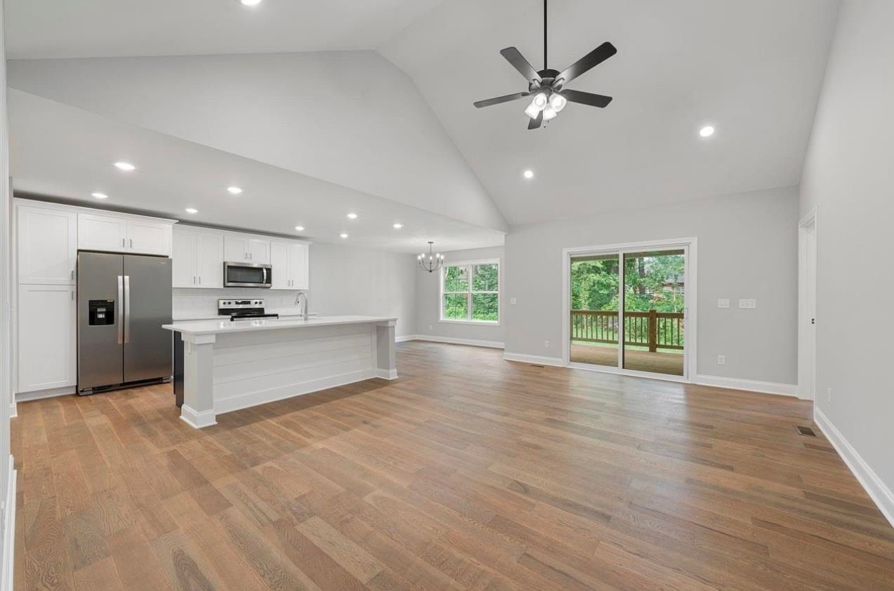 644 Pleasant Meadow Cir Bowling Green, KY 42104 - Thumbnail 4