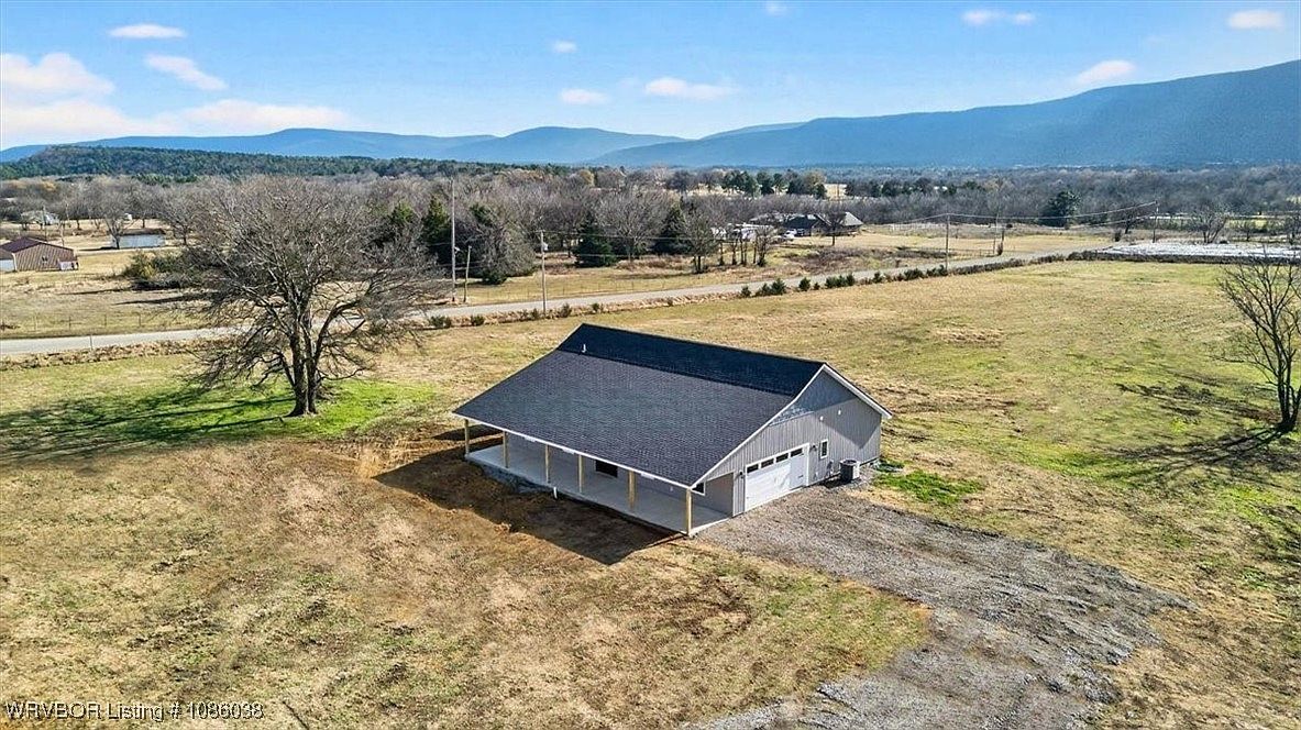 701 Ludlow St Hartford, AR 72938 - Thumbnail 4