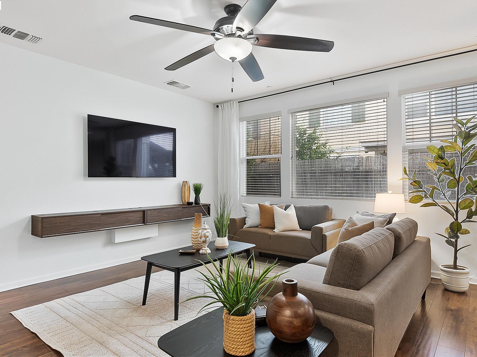 322 Pacifica Dr Brentwood, CA 94513 - Thumbnail 4