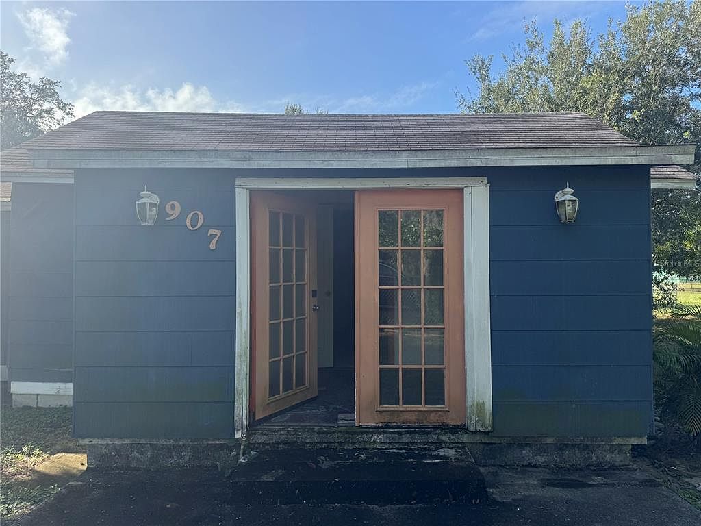 907 Gwendolynn St Avon Park, FL 33825 - Thumbnail 4