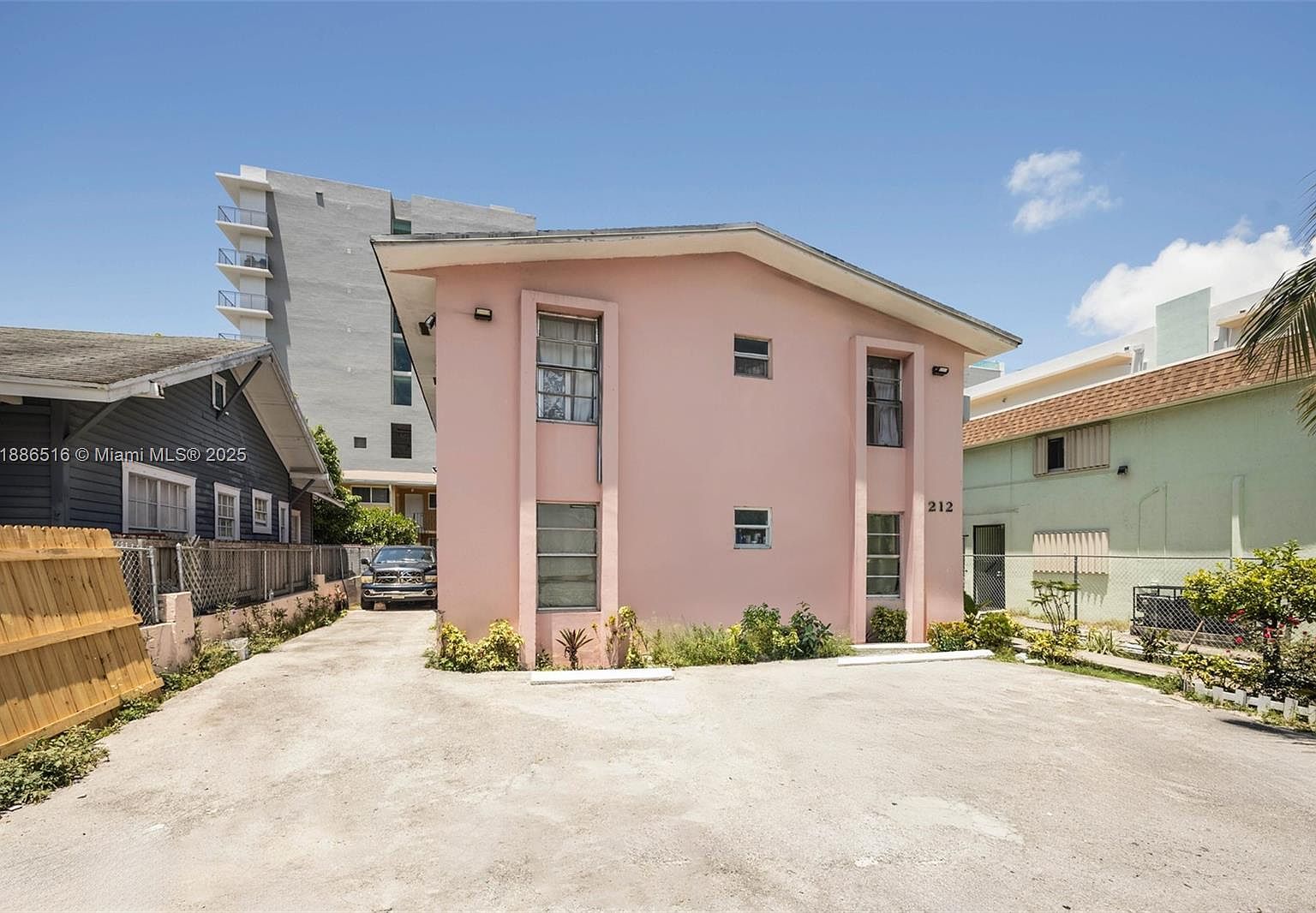 212 NW 7th Ave Miami, FL 33128 - Thumbnail 4