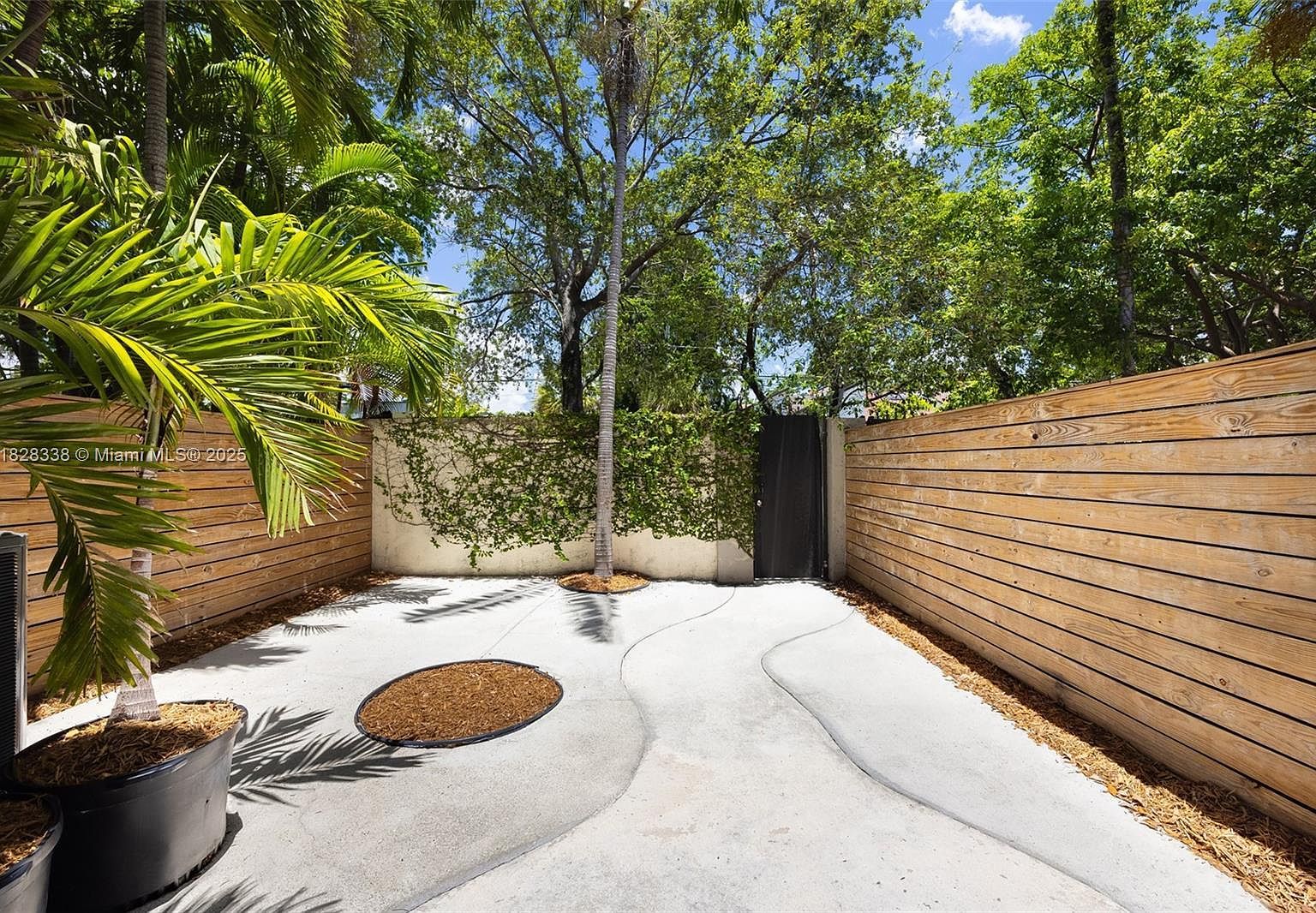 3204 Bird Ave APT 108 Miami, FL 33133 - Thumbnail 4