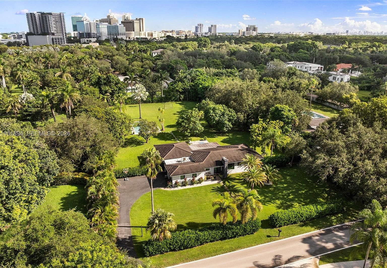 7325 SW 102nd St Pinecrest, FL 33156 - Thumbnail 4