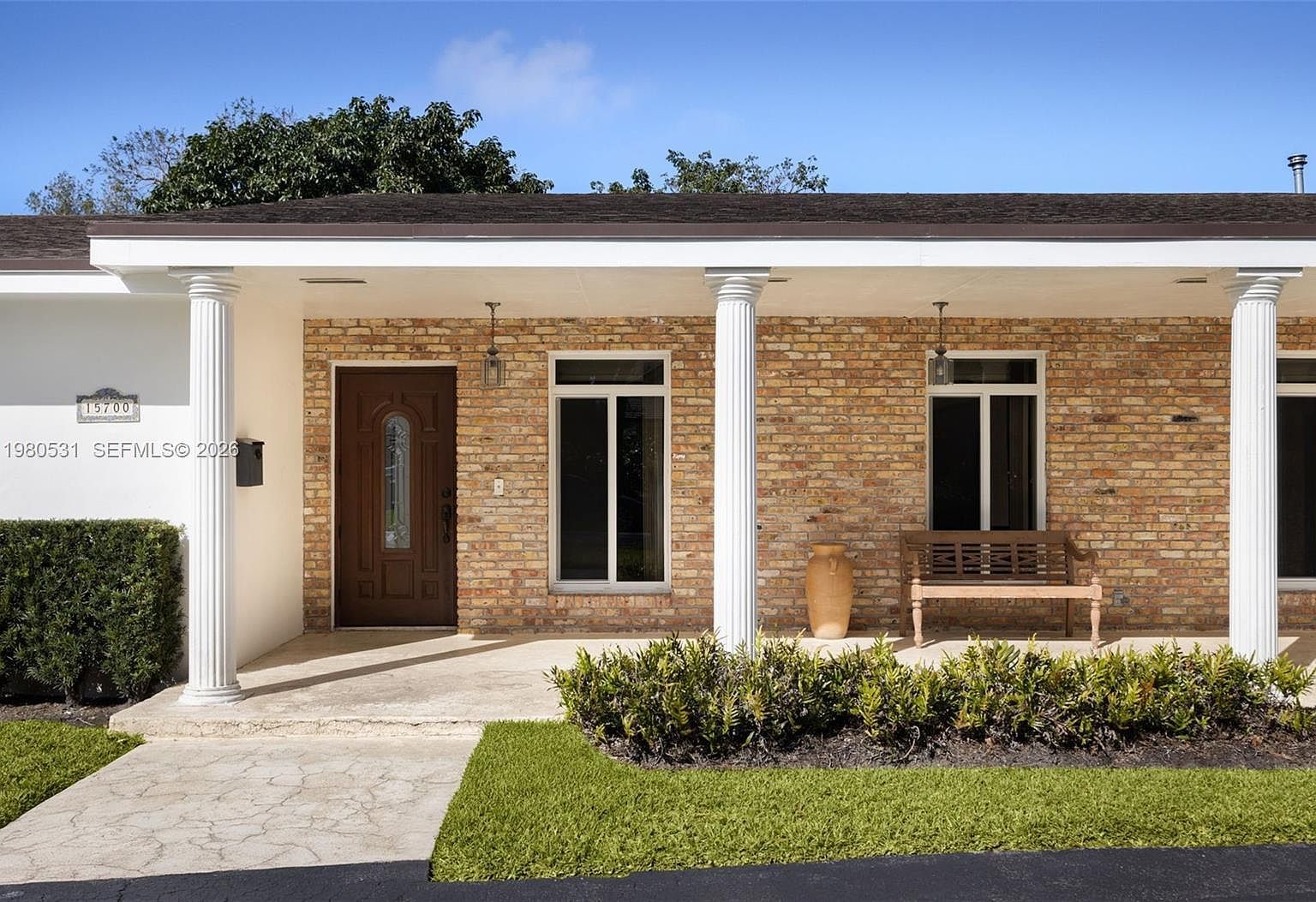 15700 SW 77th Ct Palmetto Bay, FL 33157 - Thumbnail 4