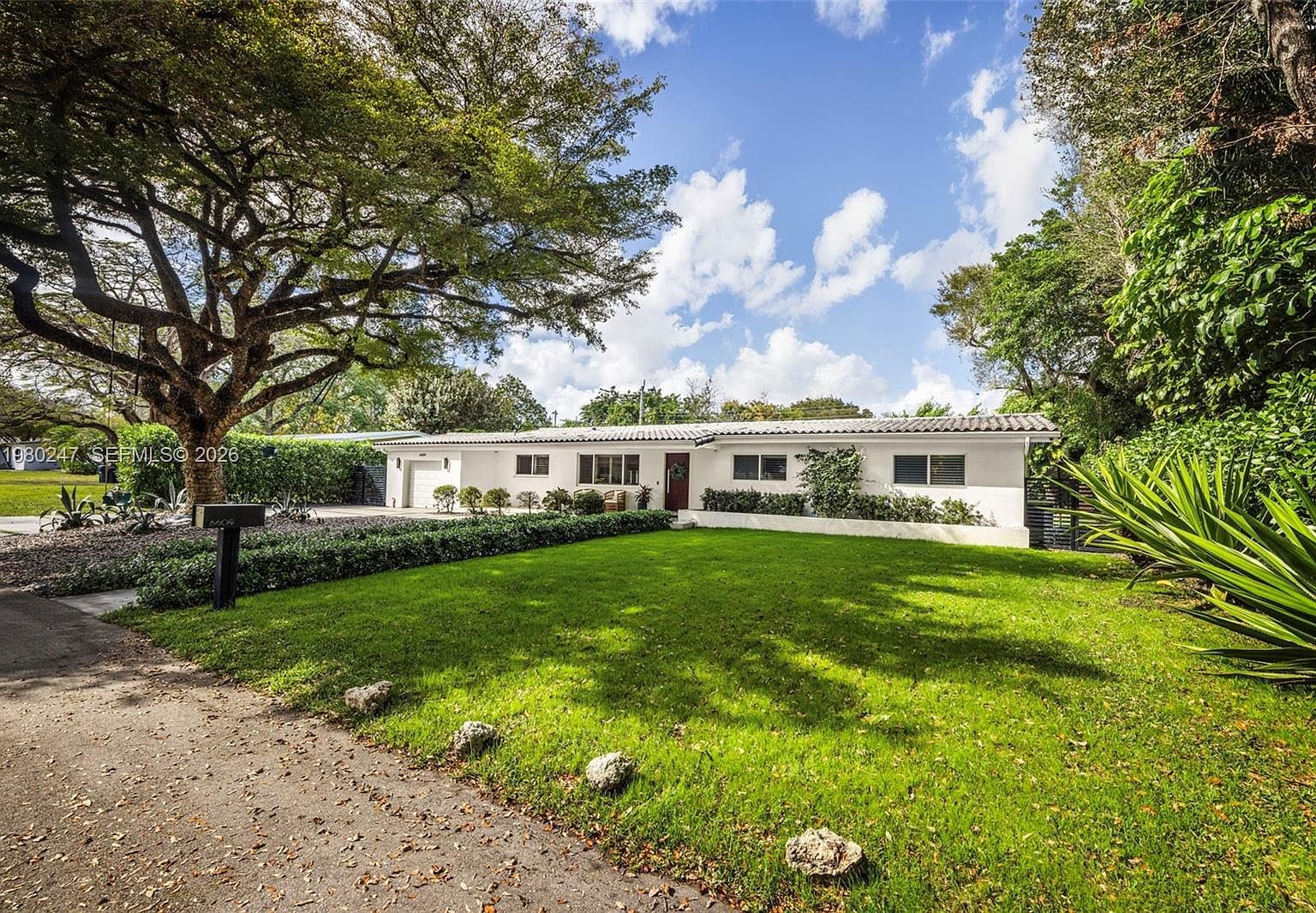 6609 SW 62nd Ter South Miami, FL 33143 - Thumbnail 4