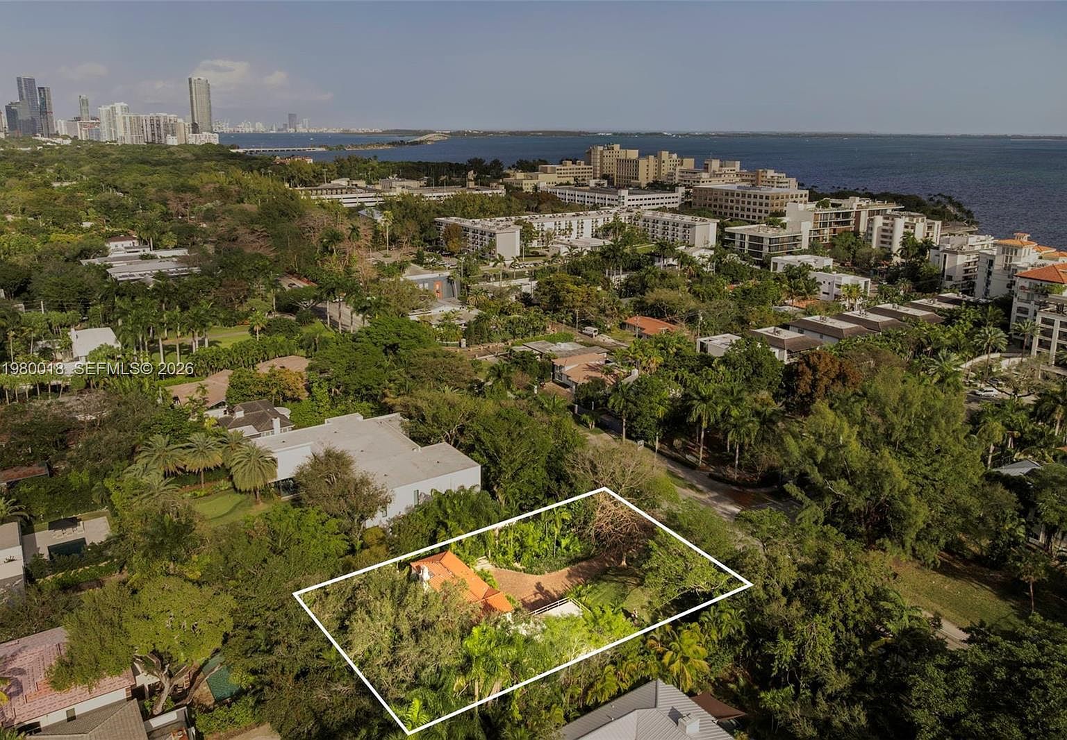 1645 S Bayshore Dr Miami, FL 33133 - Thumbnail 4