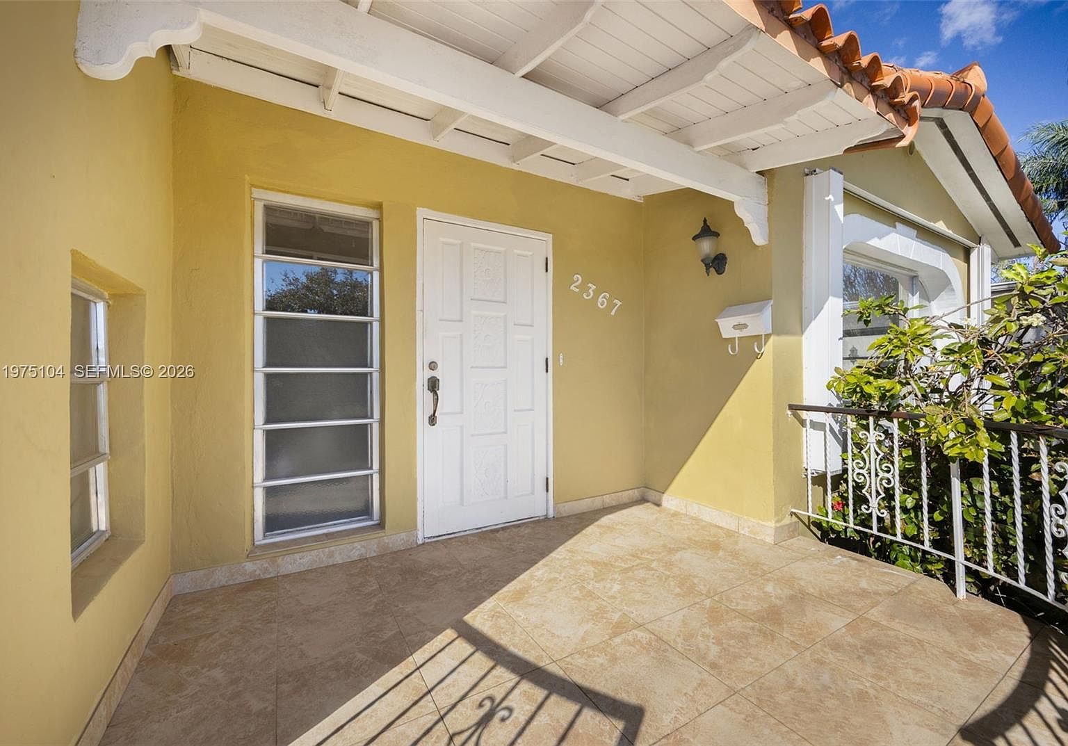 2367 SW 23rd Ter Miami, FL 33145 - Thumbnail 4