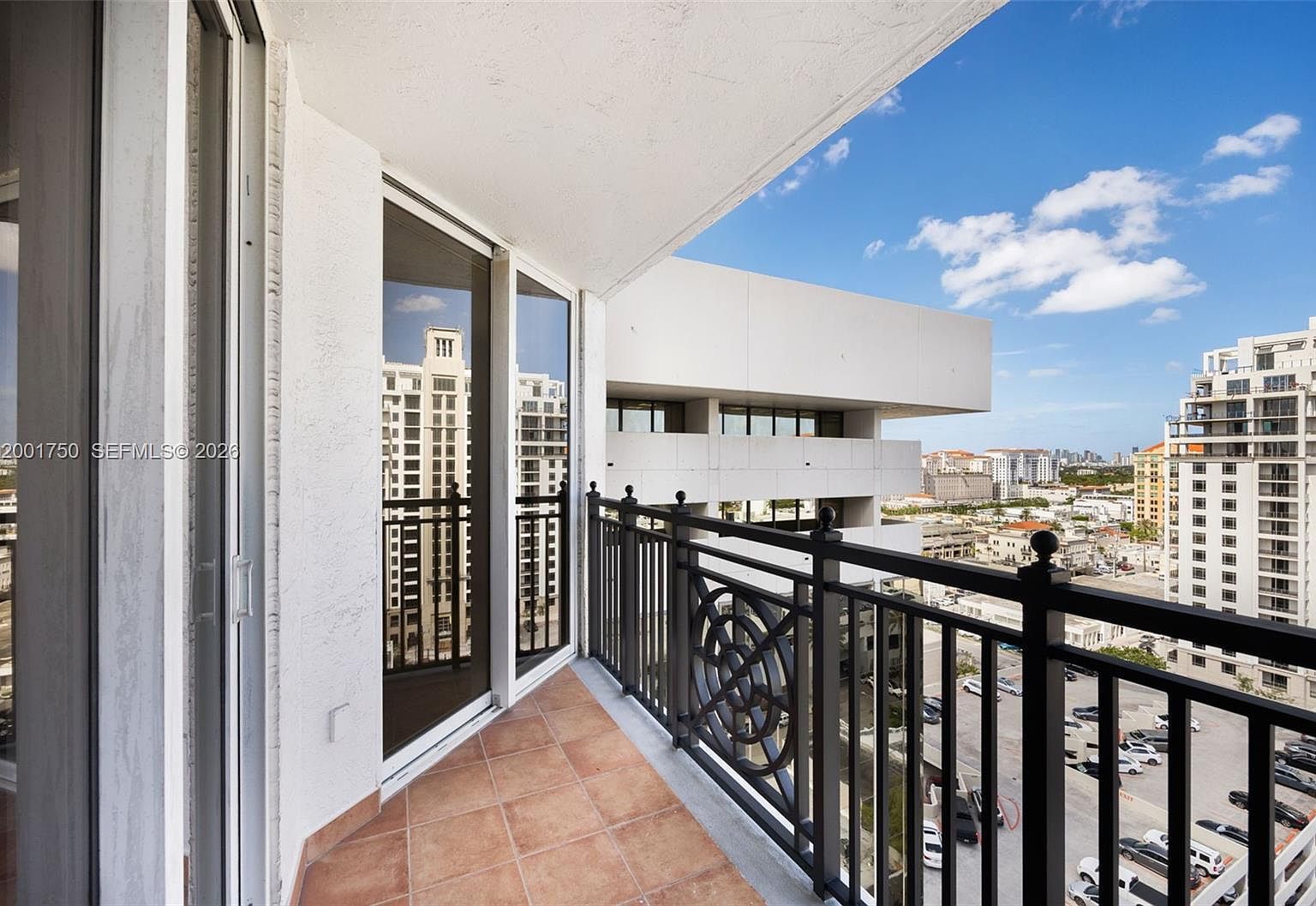 357 Almeria Ave APT 1507 Coral Gables, FL 33134 - Thumbnail 4