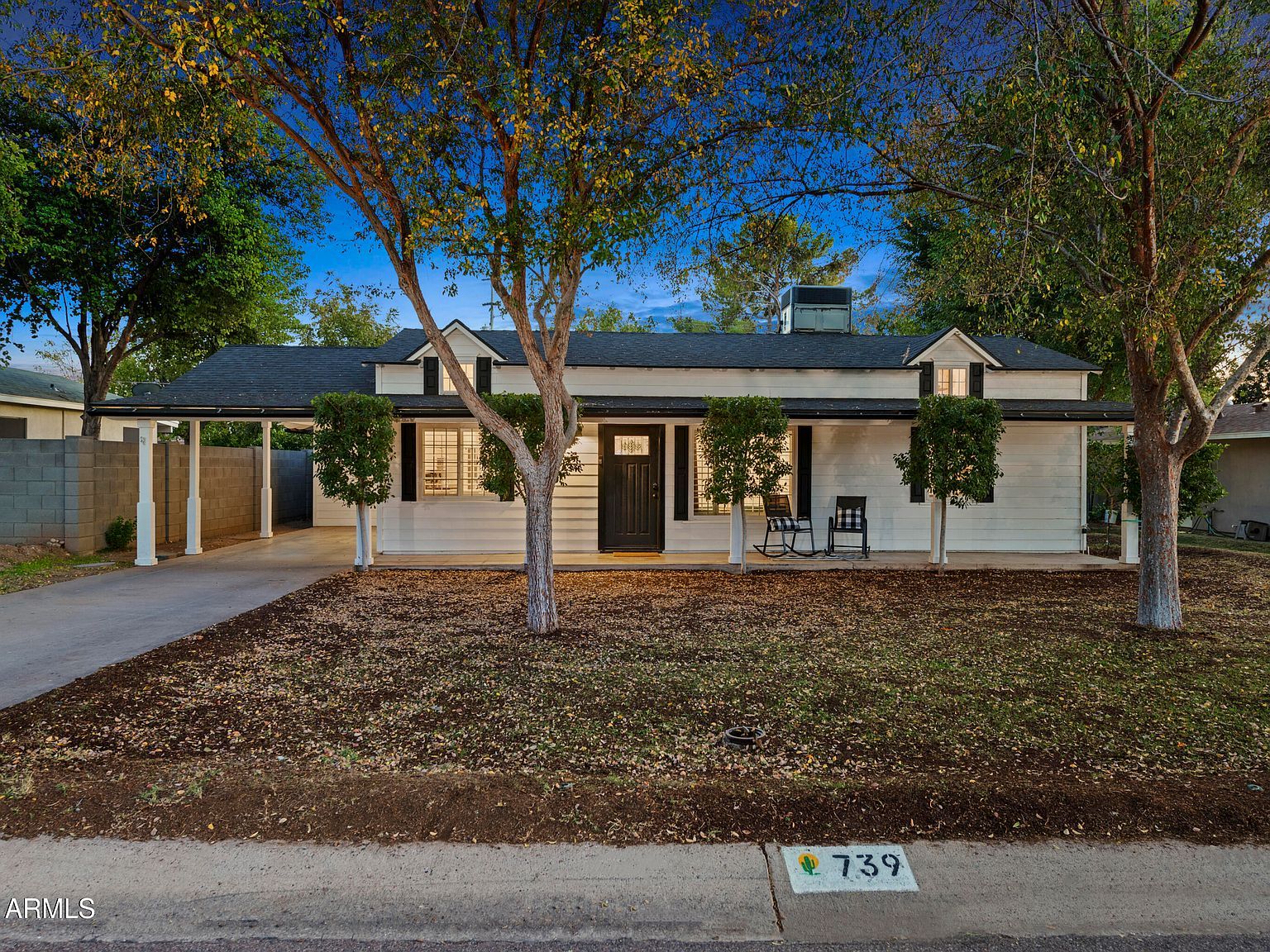 739 E Belmont Ave Phoenix, AZ 85020 - Thumbnail 4