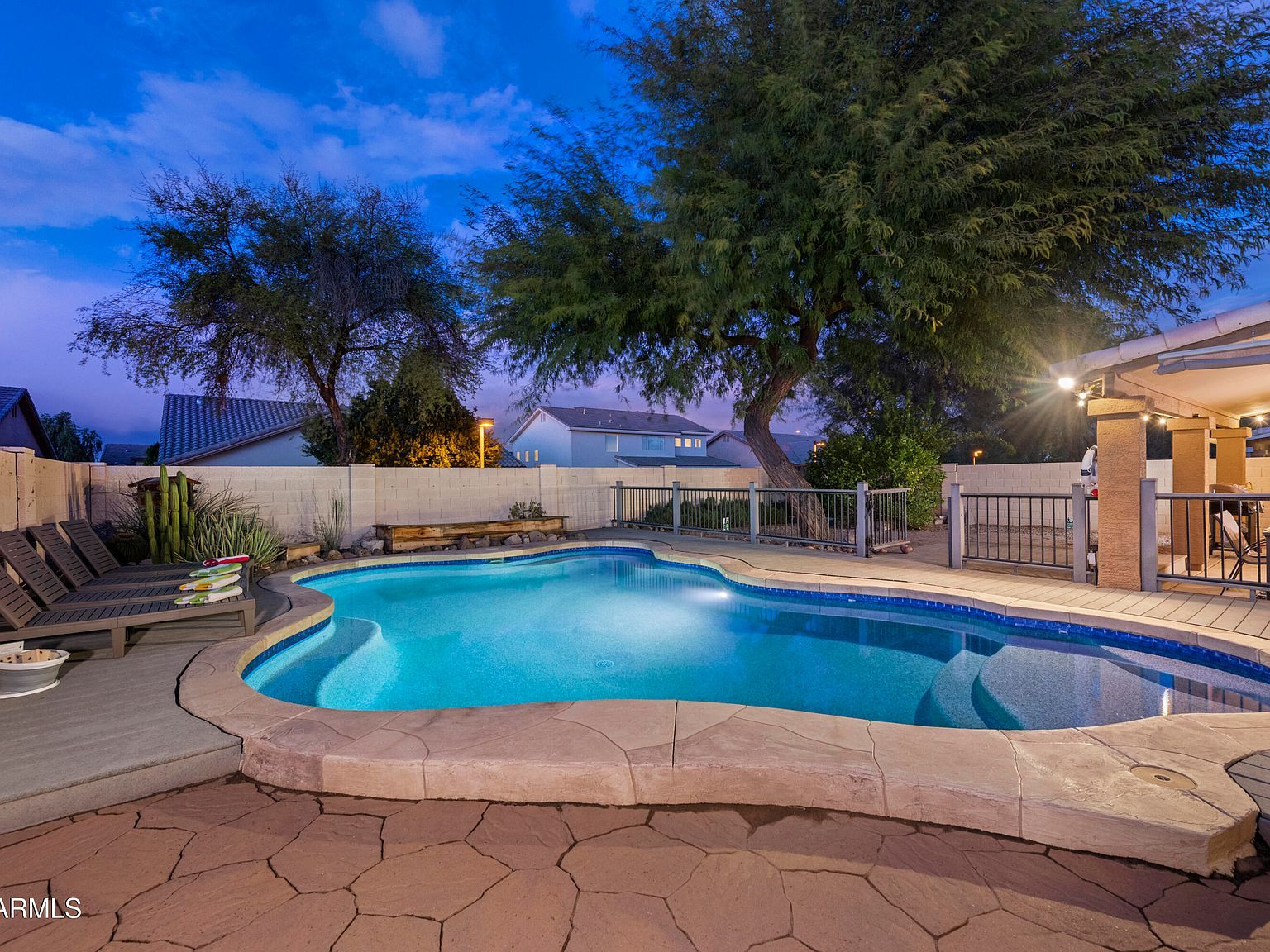 1570 E San Tan St Chandler, AZ 85225 - Thumbnail 4