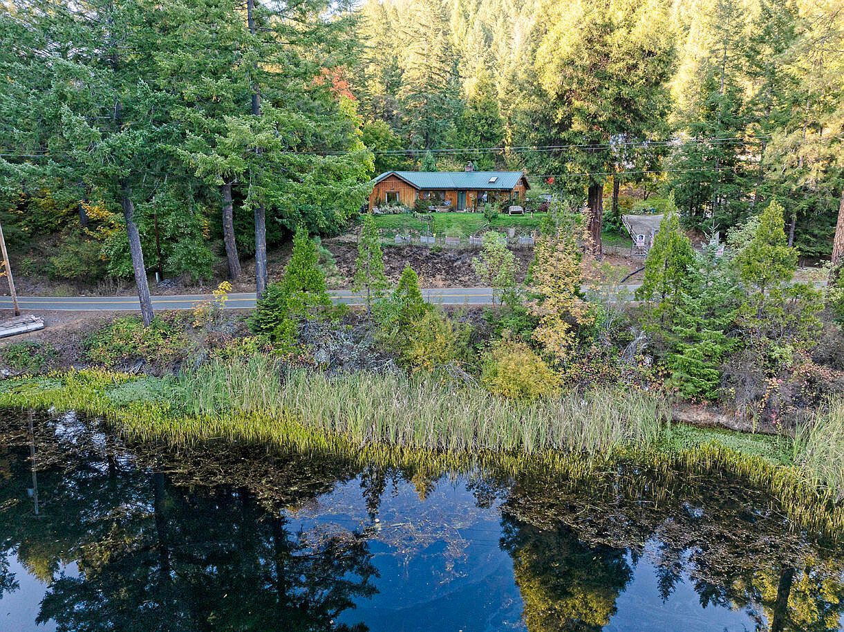 2742 Speaker Rd Wolf Creek, OR 97497 - Thumbnail 4