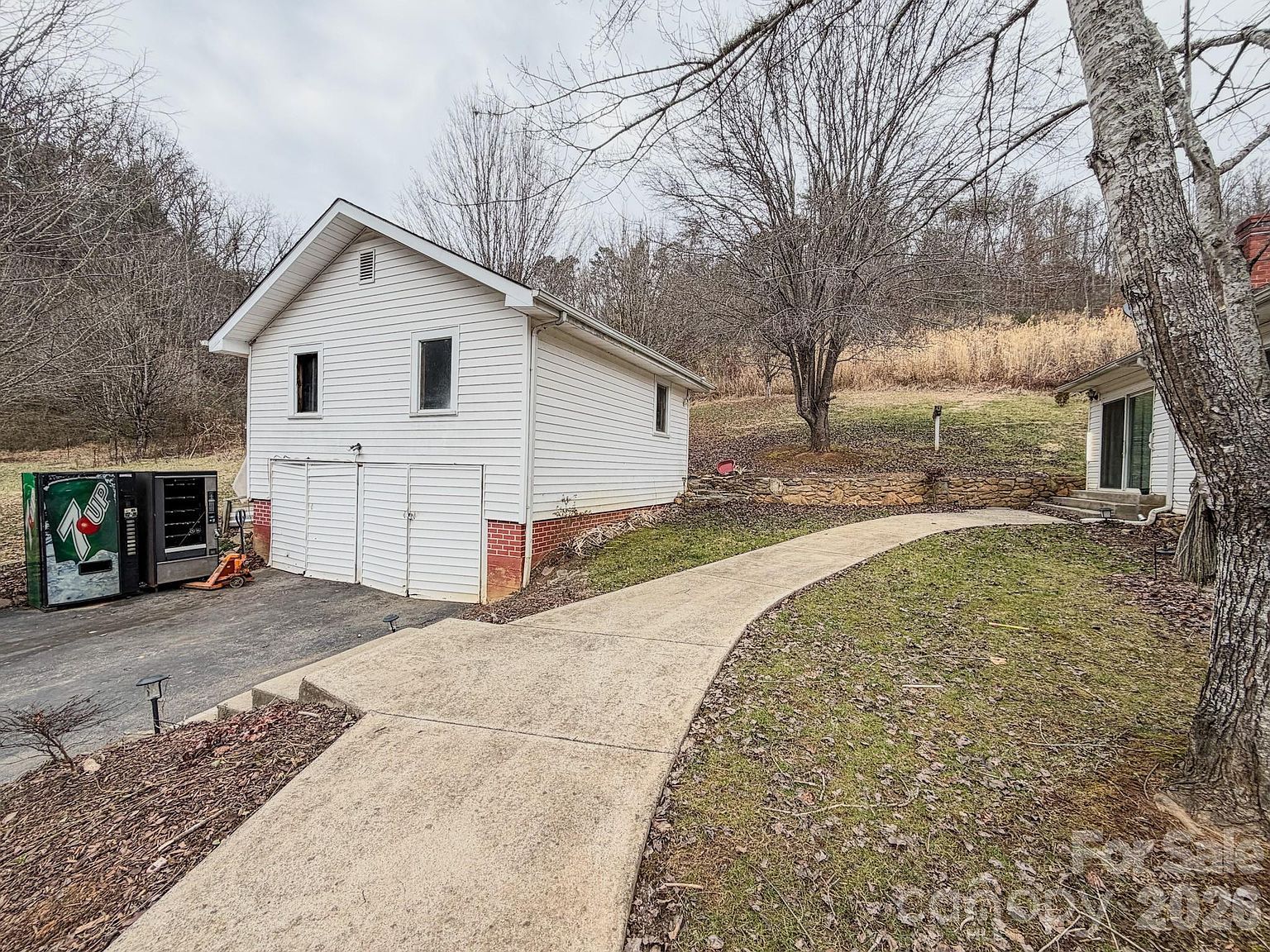 2301 Silver Mill Rd Marshall, NC 28753 - Thumbnail 4