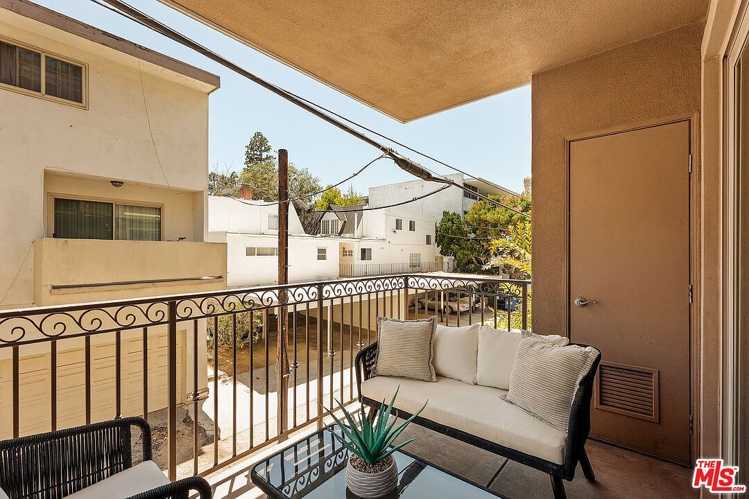 8238 W Manchester Ave APT 208 Playa Del Rey, CA 90293 - Thumbnail 4