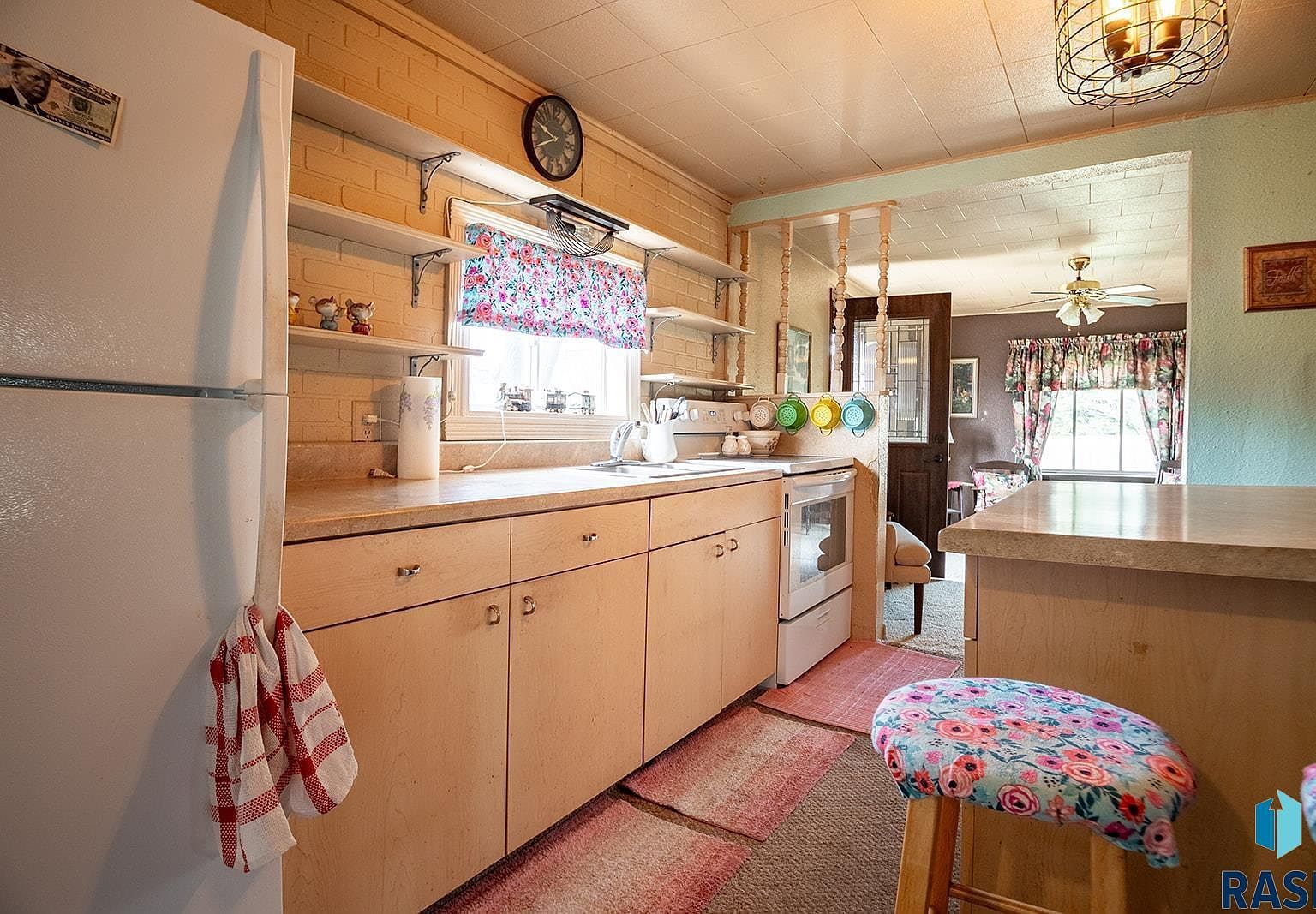 402 E 1st St Marion, SD 57043 - Thumbnail 4