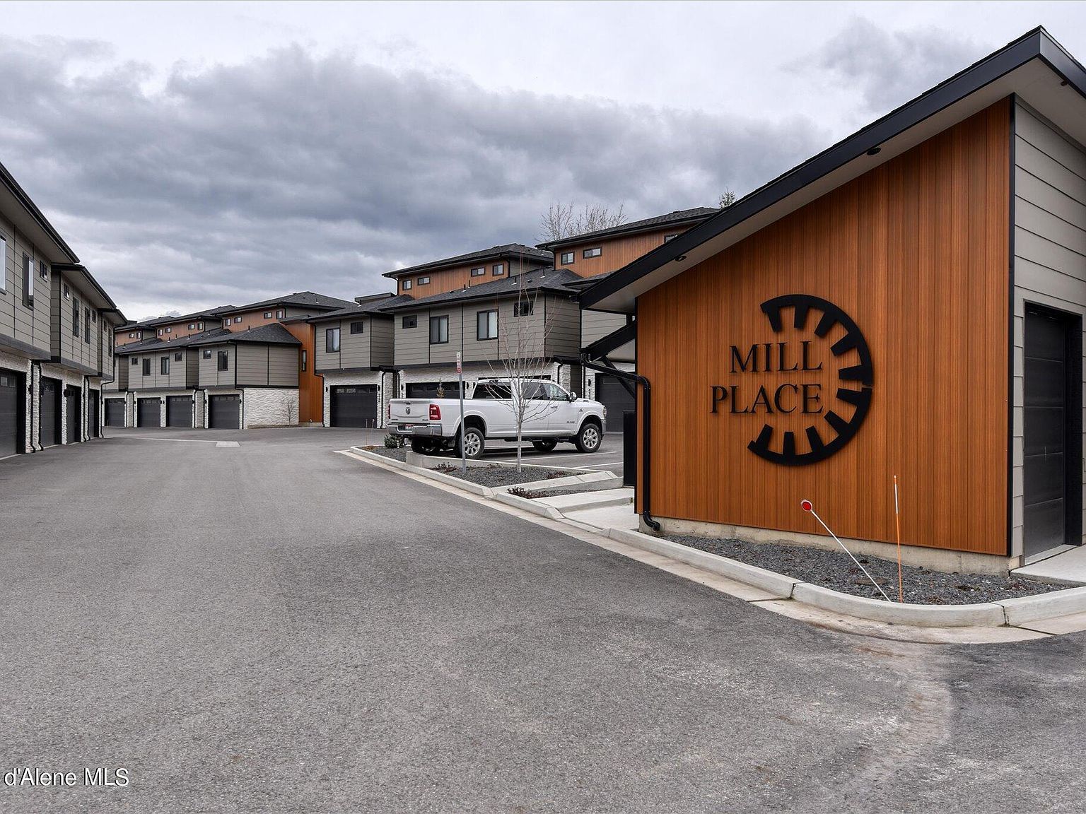 4745 W Kona Dr, Coeur D Alene, ID, 83814 - Thumbnail 4