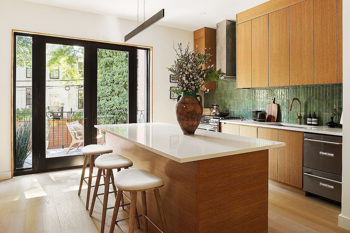 952A Greene Ave #TOWNHOUSE Brooklyn, NY 11221 - Thumbnail 4