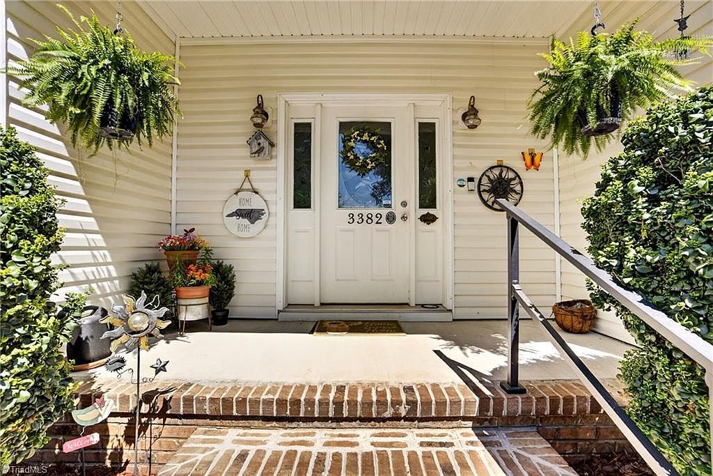 3382 Rebecca Dr Summerfield, NC 27358 - Thumbnail 4