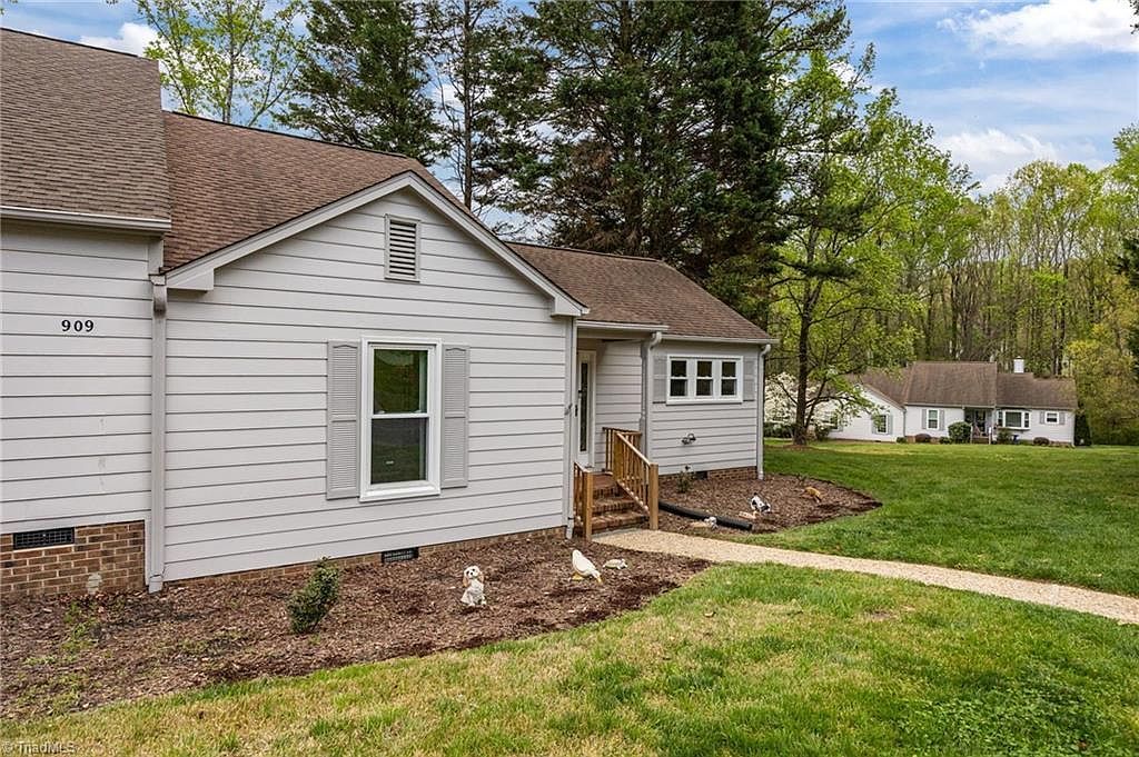 909 Chatfield Dr APT C Jamestown, NC 27282 - Thumbnail 4